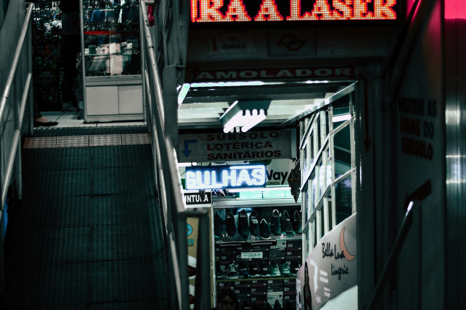 “郑州红旗4s店地址及电话” 郑州红旗4s店地址及电话多少？
