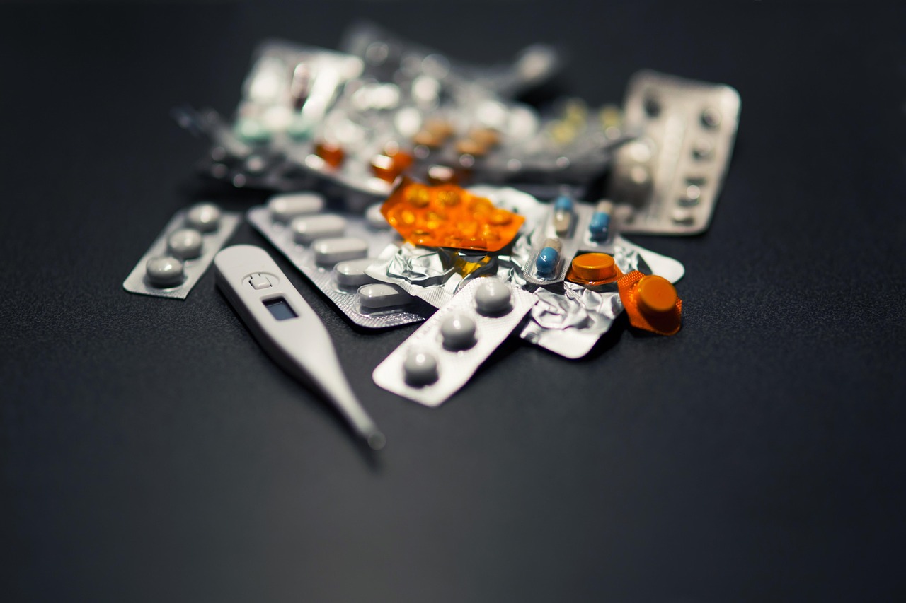 美国新冠肺炎确诊超2600例.美国新冠病例激增 美国新冠肺炎确诊超2600例.美国新冠病例激增