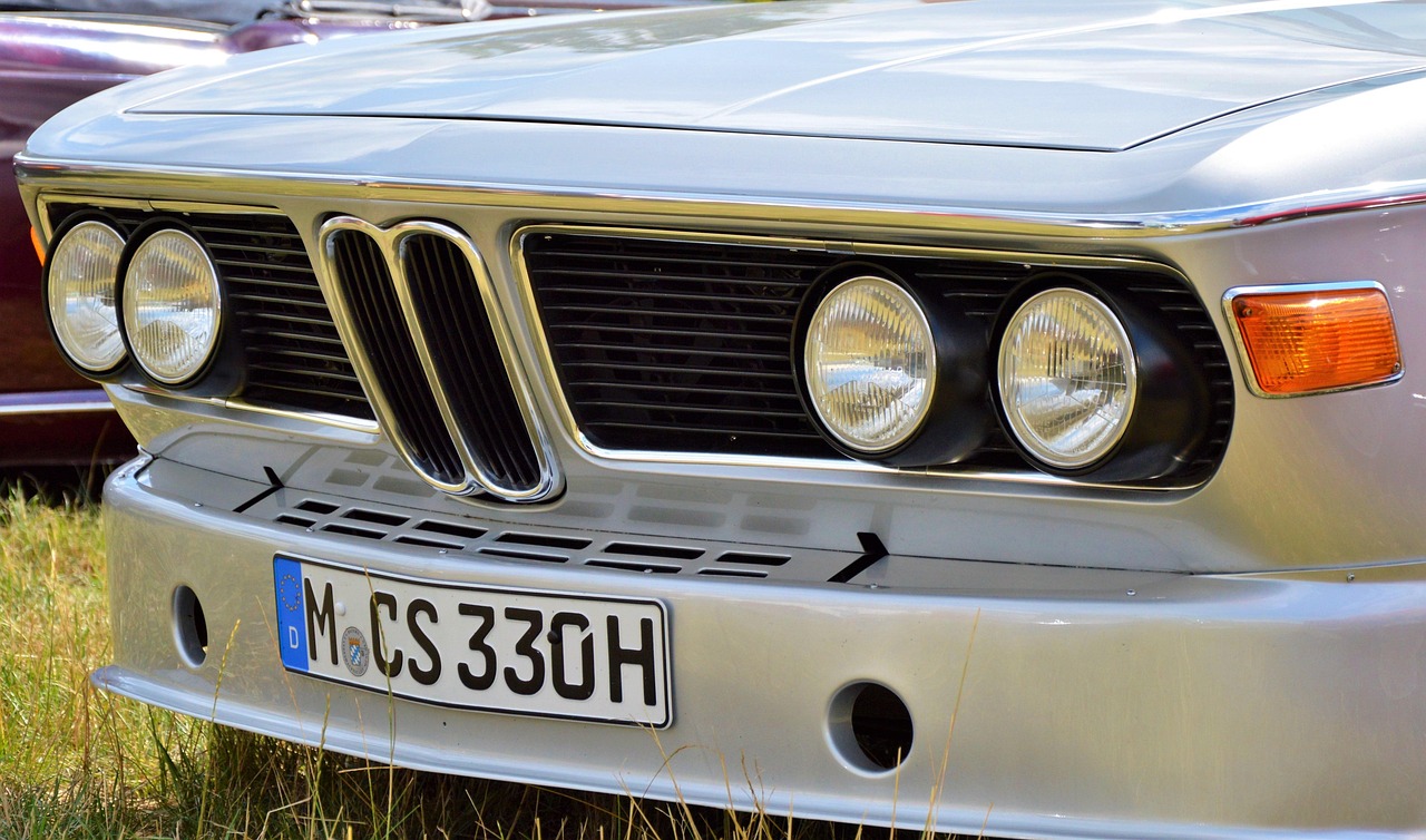 bmw325i-bmw325i和bmw325i 运动耀夜